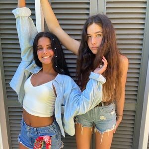 Meet your Posher, Ella